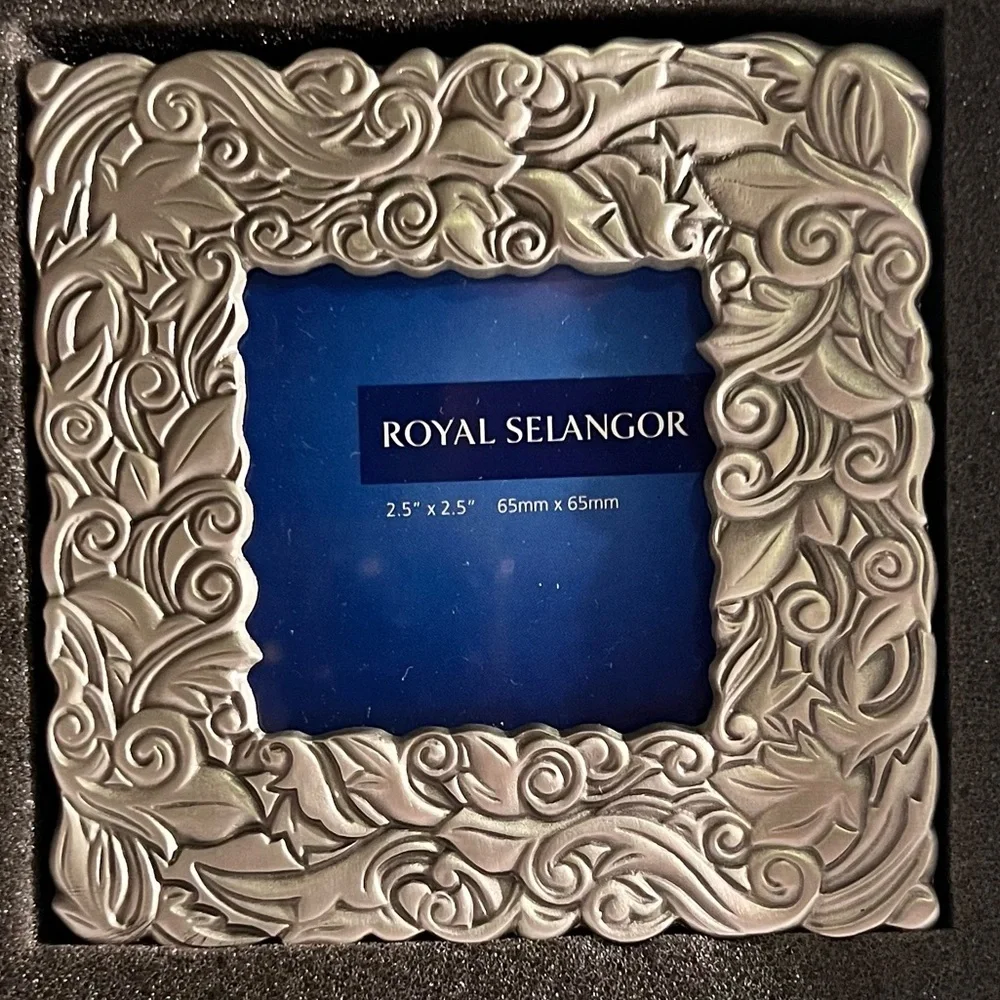 Royal Selangor pewter Picture Frame